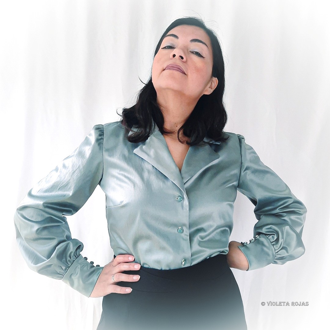 vign 24-05-29 VR Bluse mit Reverskragen 1080_V-a